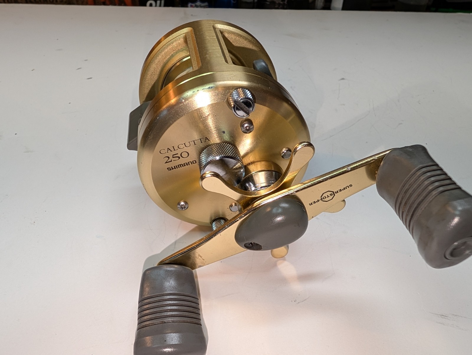 Shimano Calcutta 250 Gold Baitcasting Fishing Reel - Made in