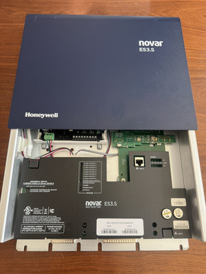 Honeywell Novar ES3.S HVAC Opus Magnum Automation Executive Controller Module