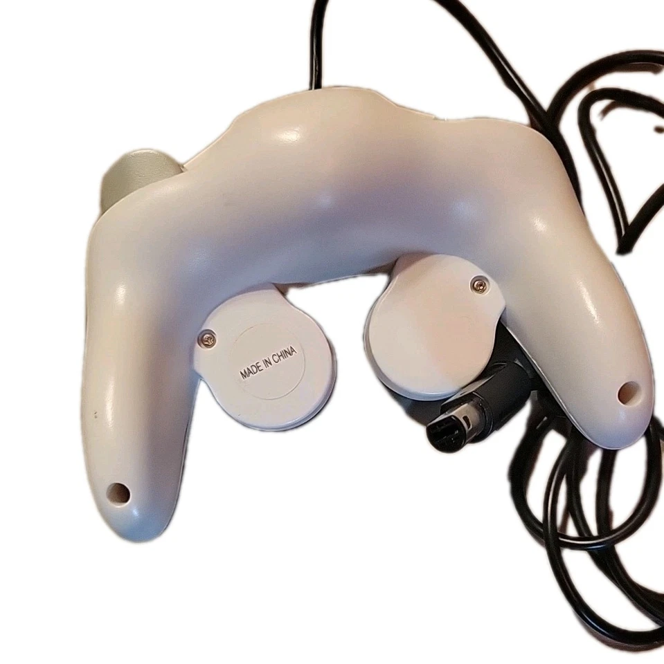 CONTROLLER PAD FOR NINTENDO GAMECUBE GC WII WHITE - Image 3 of 4