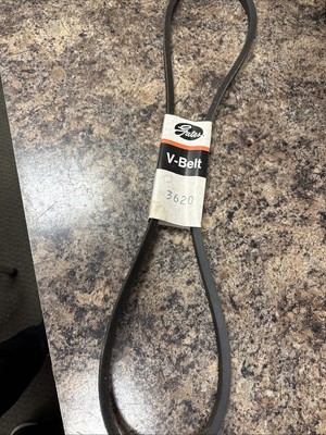 NOS Genuine Gates 3620 V-Belt! Free Shipping!