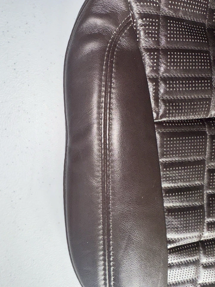 84733937 Cadillac Seat Cover (Bittersweet) - Cadillac Escalade - Image 3 of 4