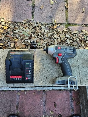 Porter Cable PCL180ID 18 Volt Impact Driver With PCXMVC Charger - Works Great