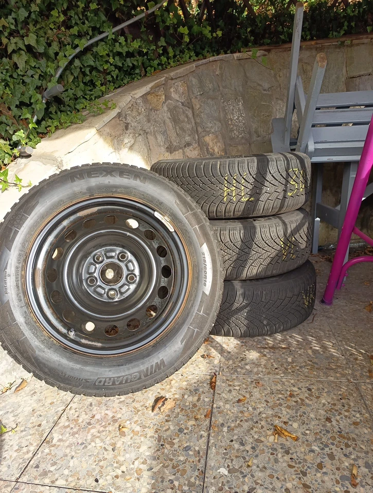 Nexen Winguard Snow G3 Winterreifen 215/60 R16 99H Gebraucht 5x6mm Aus 2020 - Bild 3 von 4
