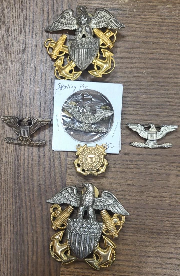 Preços baixos em Original WW2 Pinos dos EUA colecionáveis | eBay