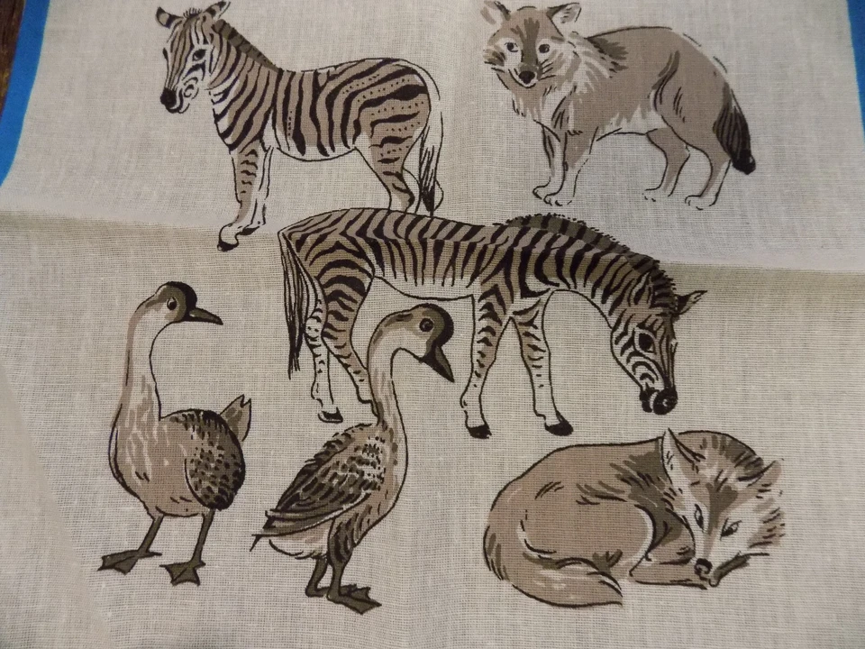 Vtg Lot Lion Giraffe Elephant Hippo Zebra Swan Birds Jungle Handkerchief Squares - Image 3 of 4