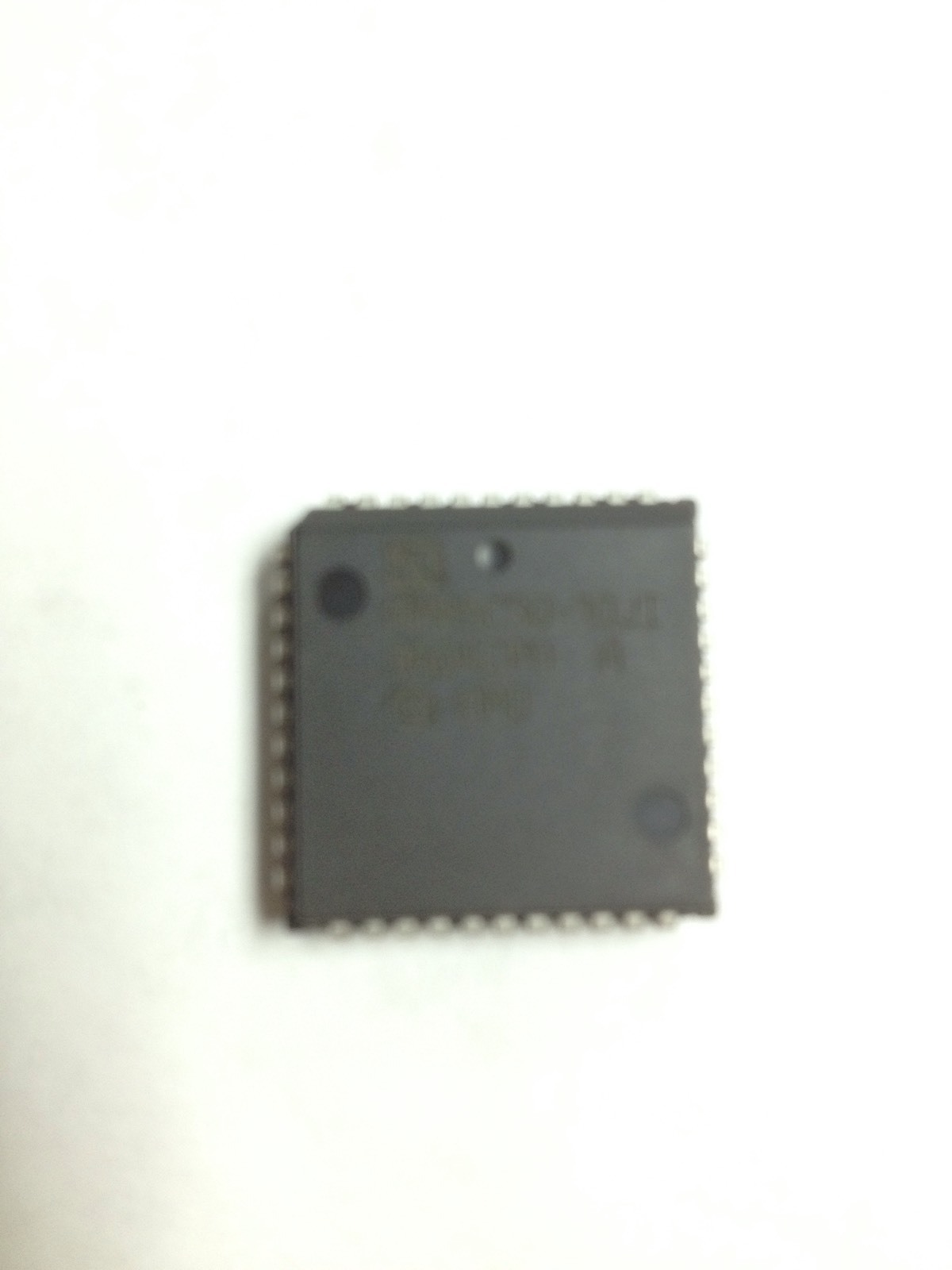 Circuit Intégré AM85C30-10JC - Boîtier : PLCC44 Marque : AMD