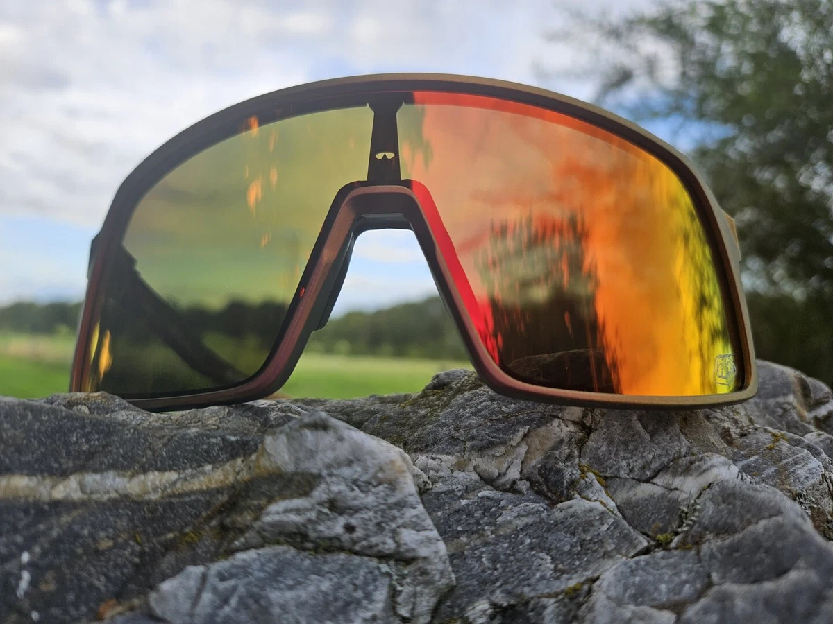 Oakley glasses red 2025