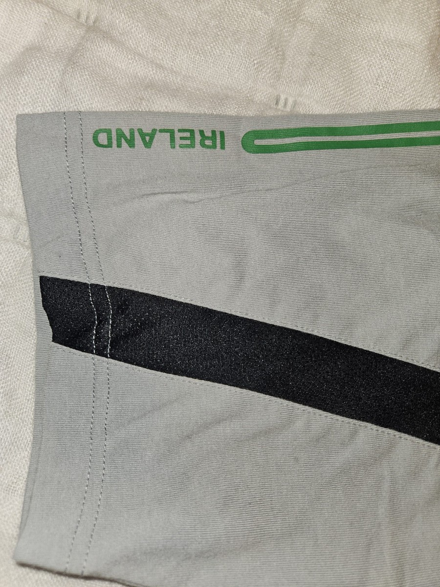 Umbro Republic of Ireland Training Shirt — Eircom — Gray