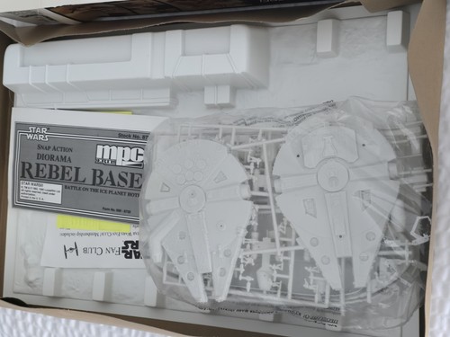 VINTAGE MPC STAR WARS The Empire Strikes Back REBEL BASE Snap Model Kit 1992 NEW - Picture 7 of 7