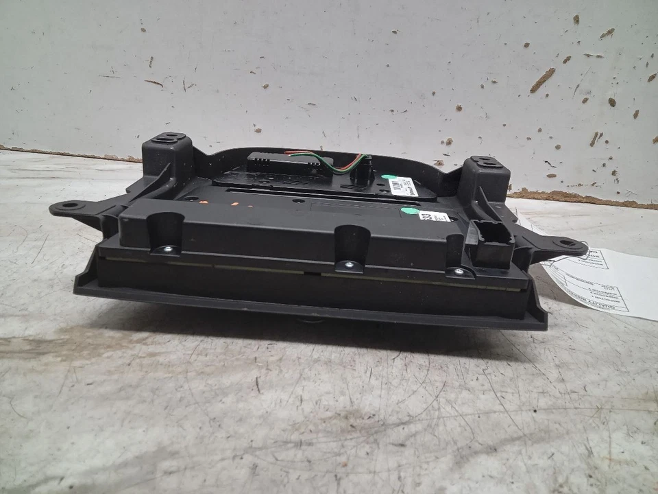 BUICK ENCORE 13-16 doble zona (opcional CJ2), sin asientos térmicos ID A2C82063300 Foto 2 de 4