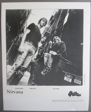 Nirvana black & white 8 X 10 glossy promo photo Sitting on Dumpster 1991 !