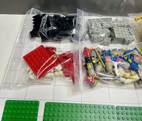 Vintage Lego 375 Castle Complete With All Parts With Instructions