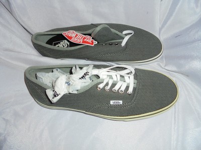 vans all black white stripe