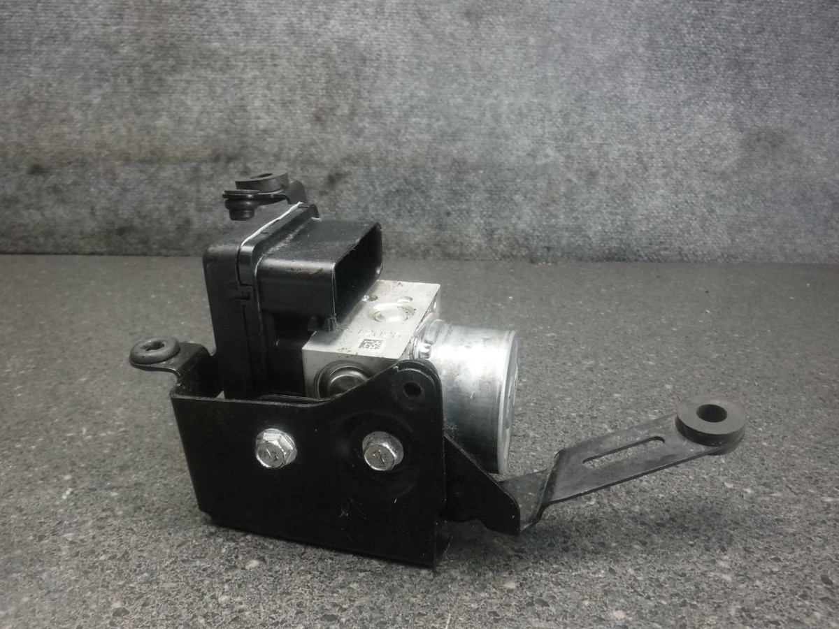 のん 14 Kawasaki Ninja ZX10R ZX-10R ABS Pump Module 2J | eBay