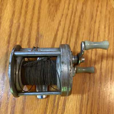 VINTAGE BRONSON LASHLESS MODEL 1700-A LEVEL WIND FISHING REEL | eBay
