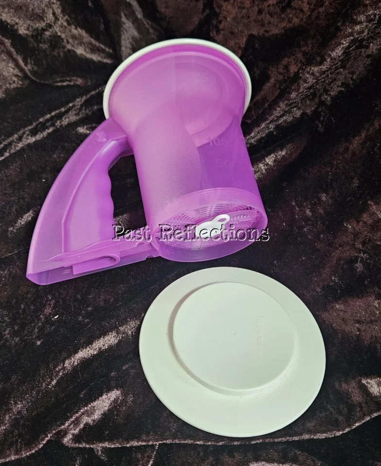 TUPPERWARE SIFT AND STORE BAKE 2 BASICS - Image 4 of 4