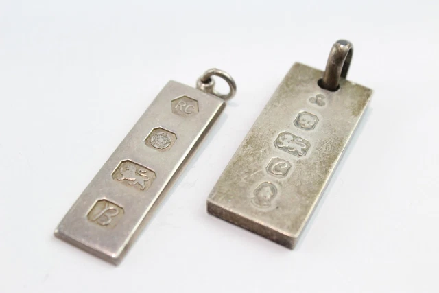 06 Sterling Silver Ingot Pendants 1976 1977 Silver Jubilee London Sheffield x 2
