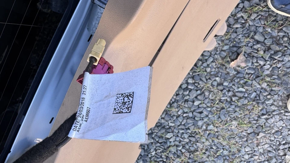 SOLO RECOGIDA LOCAL Porsche Macan 2016 puerta trasera. Limpio. sin arañazos ni abolladuras. Foto 4 de 4