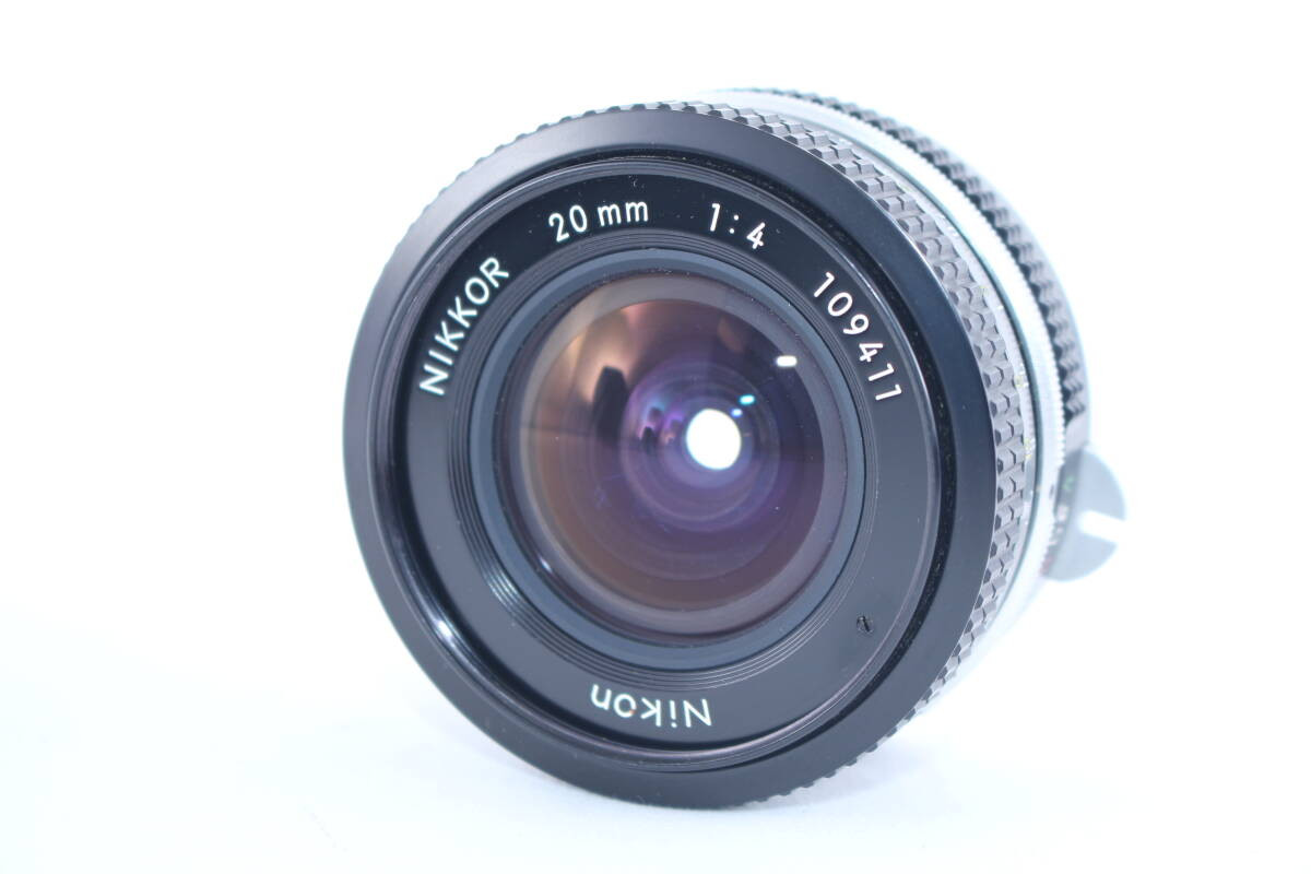美品 Nikon New Nikkor 20mm f/4 広角レンズ s-l1200.jpg