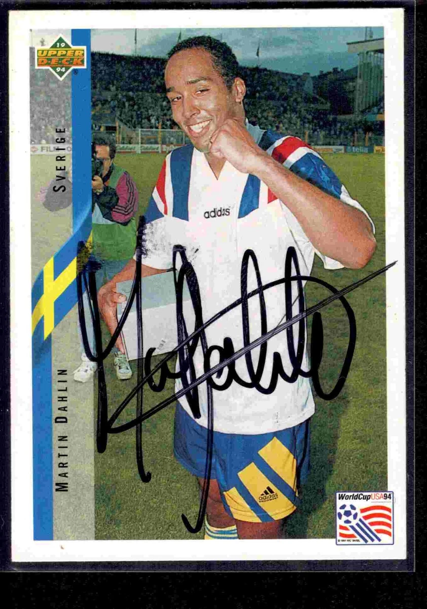 25+ Soccer Switzerland Autographed Sports Trading Cards