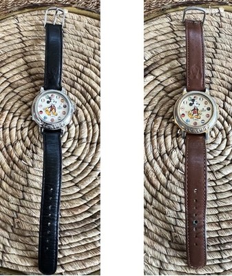 Lot of 2 VINTAGE Lorus Disney Mickey Mouse musical watches  display picture 1