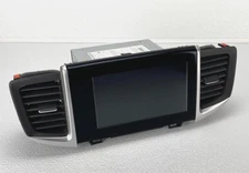 2016-2019 Honda Pilot Dash Display Screen Assembly OEM
