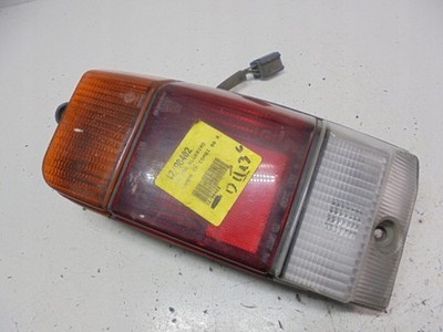 NISSAN BLUEBIRD U11 KOMBI RECHTE RÜCKLEUCHTE + BRENNSTOFFEINSATZ / AU 70948