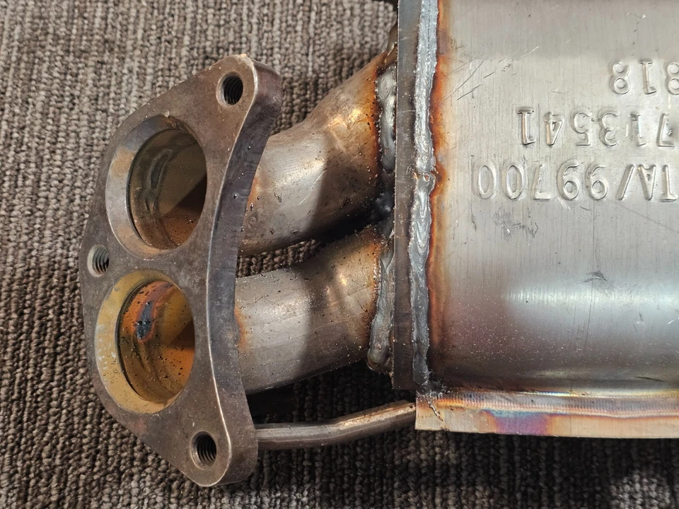 Convertidor catalítico Walker 16332 duradero para Nissan Sentra 2000-2002 1,8 L-L4 Foto 2 de 4