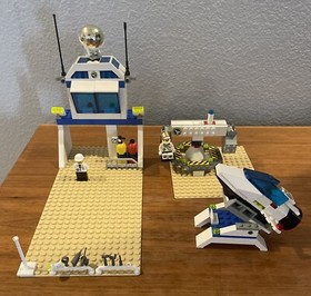 Lego 6454 System Countdown Corner & Lego 6455 Space Simulation Station