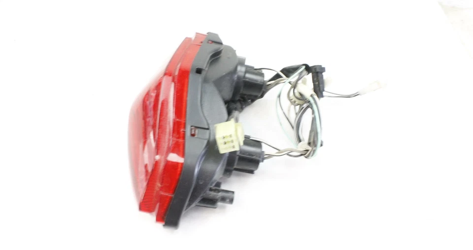 02-06 LUZ TRASERA LUZ FRENO TRASERO SUZUKI VSTROM 1000 Foto 4 de 4