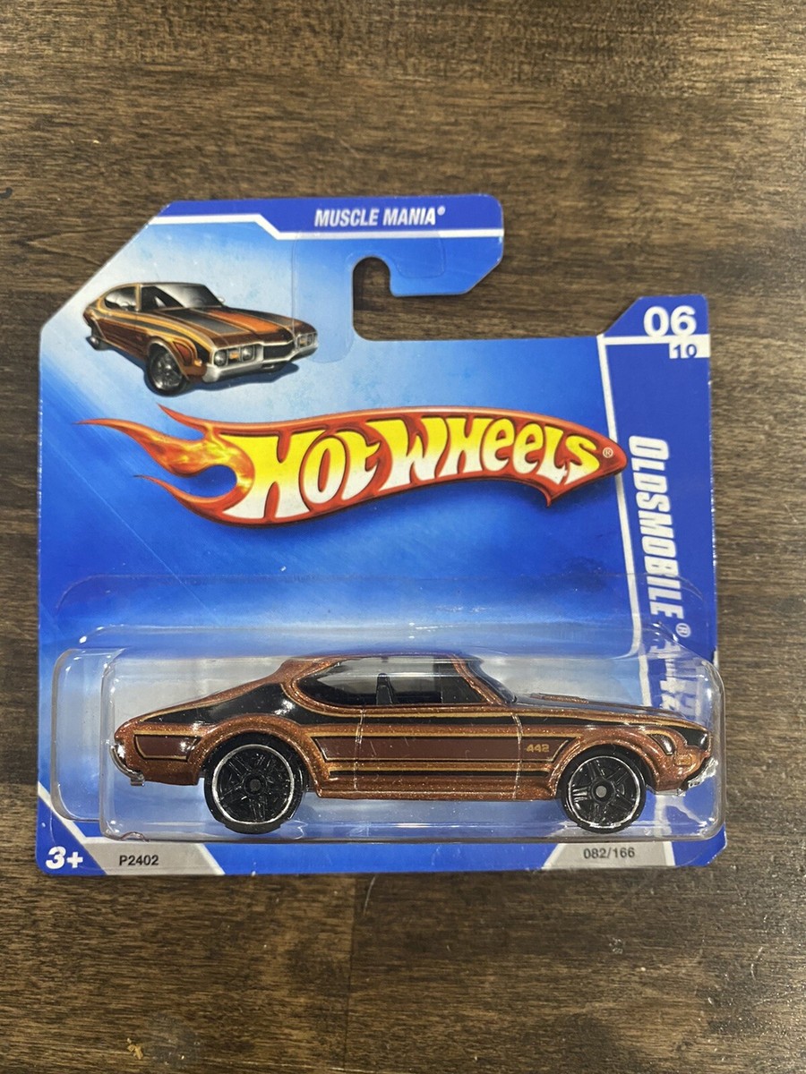 Hot Wheels Olds 442 ミニカー 1968年式 Hot Wheels 2011 Super Treasure Hunt '68 Olds 442 Short Card