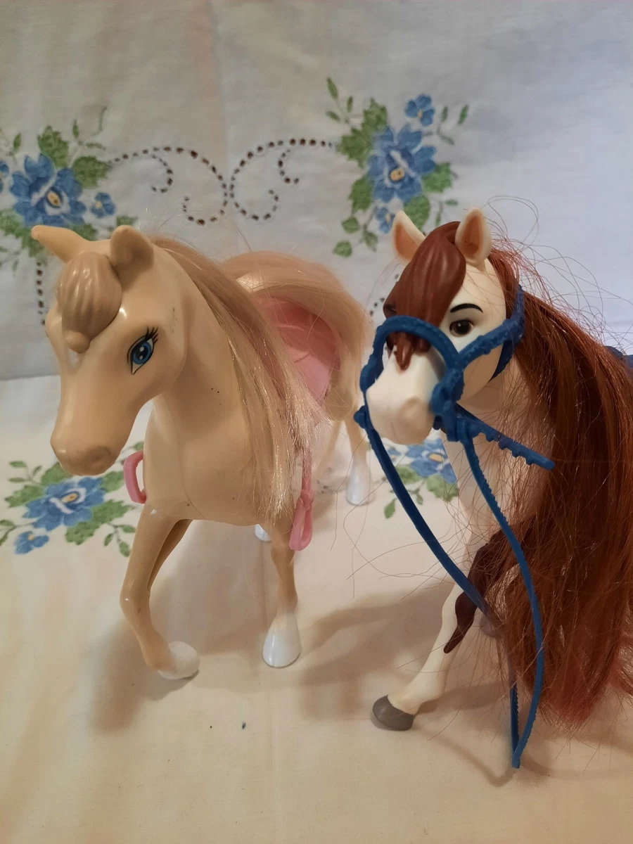 Set 2 of Game set Barbie Chelsea and favorite horses FXH15