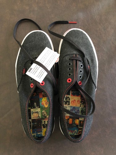 vans authentic x queen