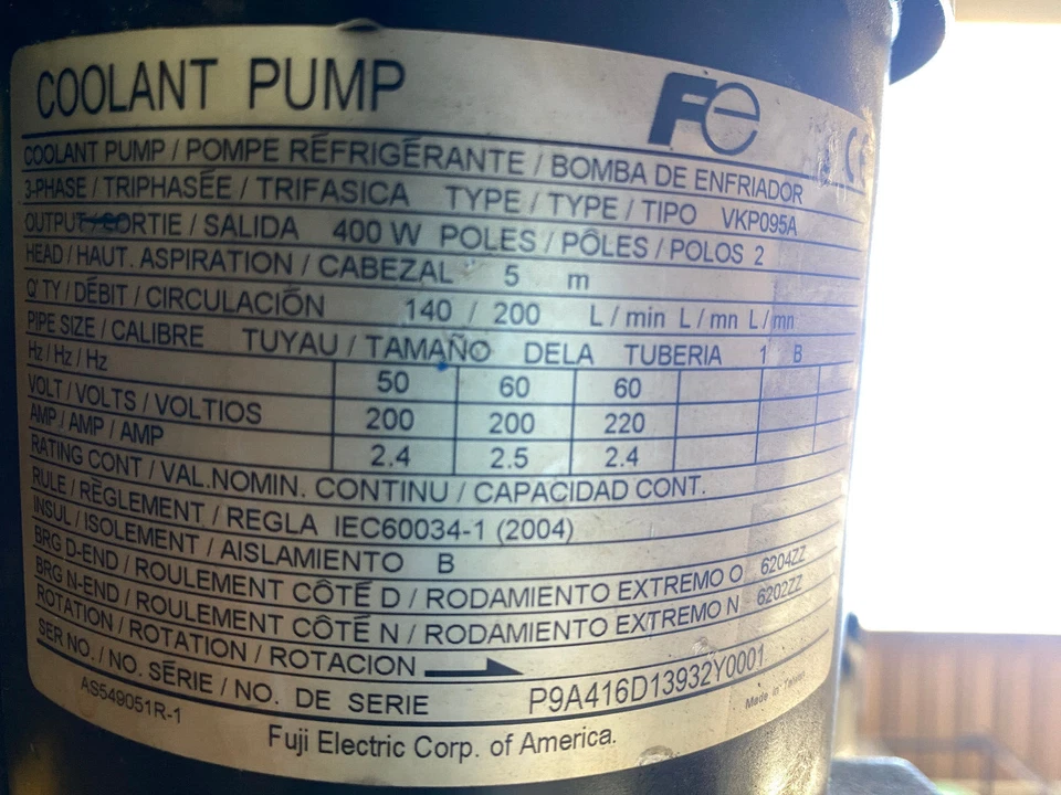 Bomba de refrigerante eléctrica Fuji VKP095A Foto 3 de 4