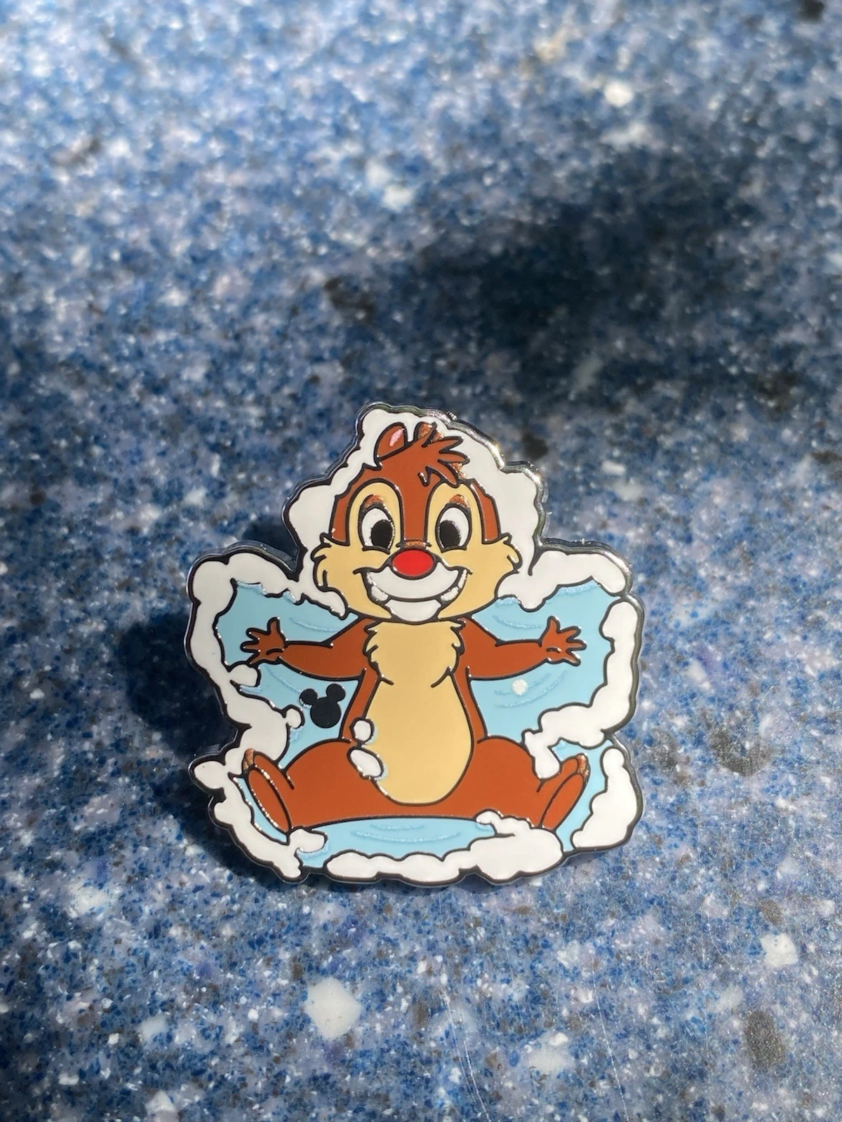 Disney Pin Dale Winter Snow Holiday Disneyland Hidden Mickey Disney Wave A 2026