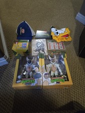 NECA Loot Crate Exclusive TMNT Bunny Suit Bebop & Rocksteady Figures M Shirt
