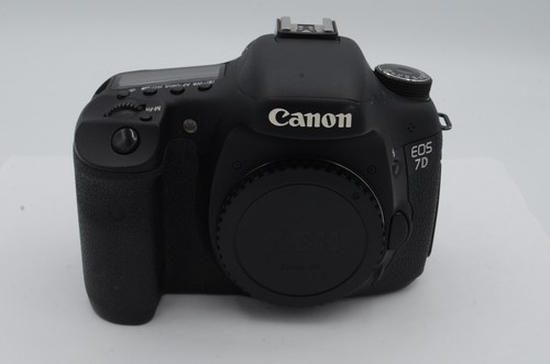 Canon EOS 7D DSLR Camera Body, Black {18MP} (For Parts or Repair)