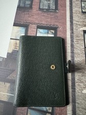 Louis Vuitton Green Taiga Passport /Agenda Case