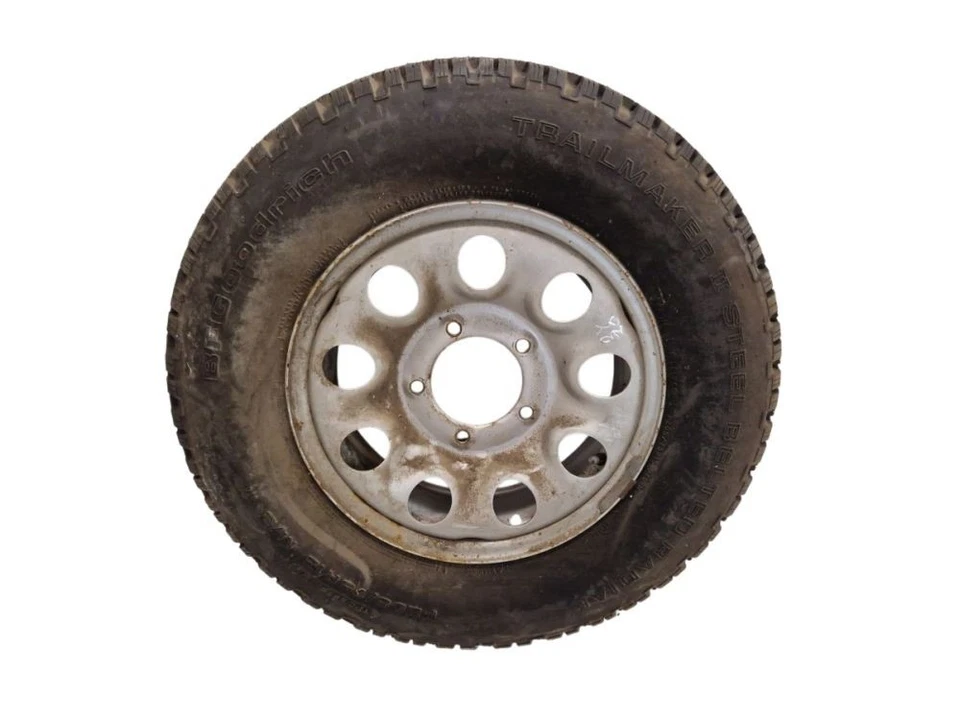 Ersatzrad Winterreifen 205/75R15 P/5.5Jx15 H2 ET25 LK5x139,7x108,1 Vitara ET - Bild 1 von 4