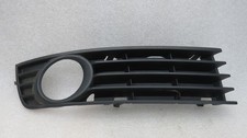 Audi A4 - Stoßstangengitter VORNE RECHTS / Front Bumper Grill / 8E0807682A ##HI