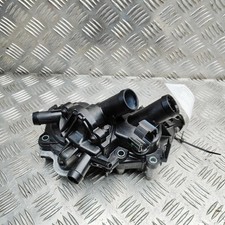 Pompe à eau Audi 70