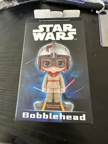 Pop MART Star Wars Bobblehead Figure Master Yoda Series opened
