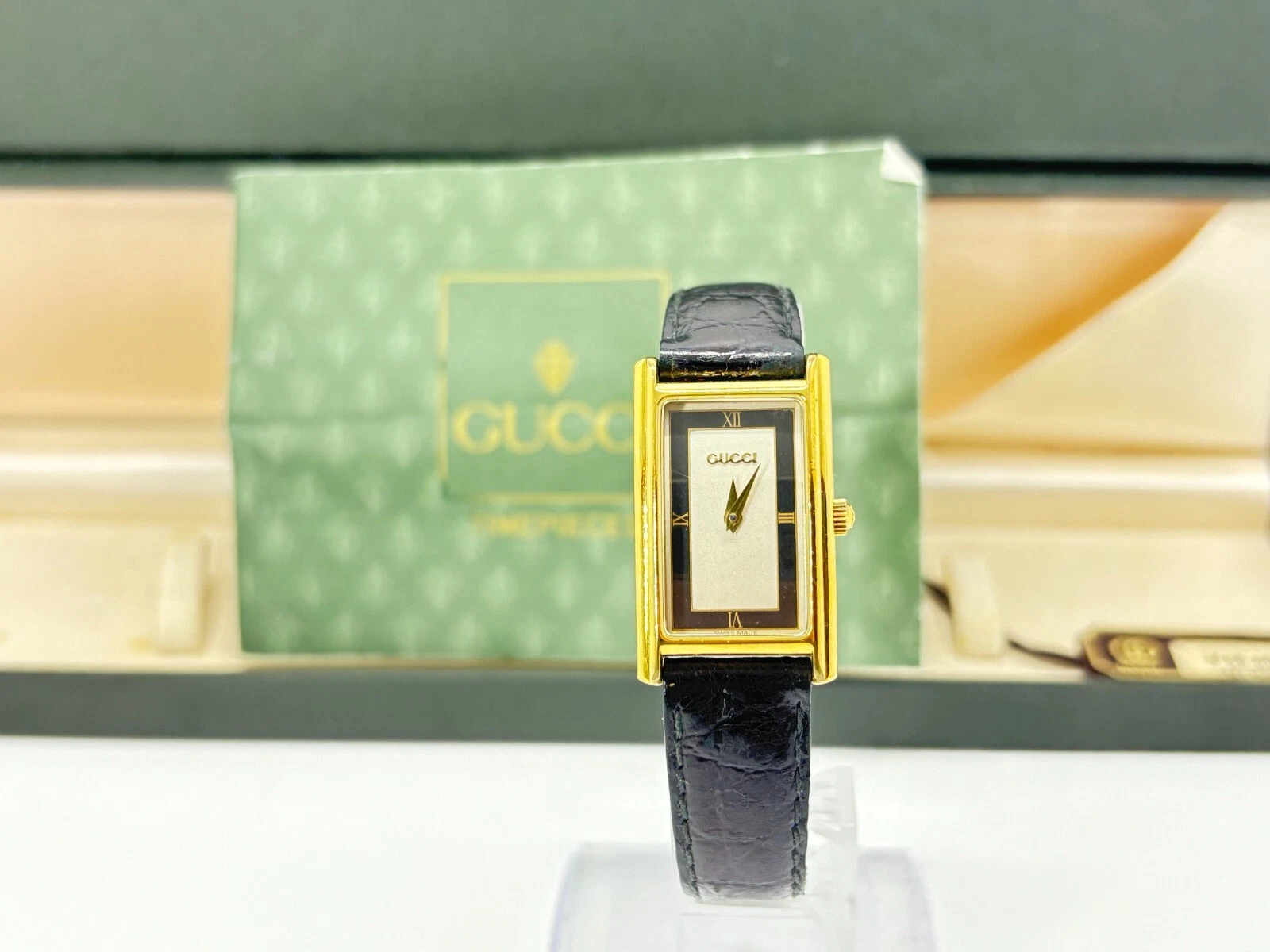 [Exc+5 avec boite] Montre Femme GUCCI 2600L Noir Plaqué Or Occasion Fonctionne F/S
