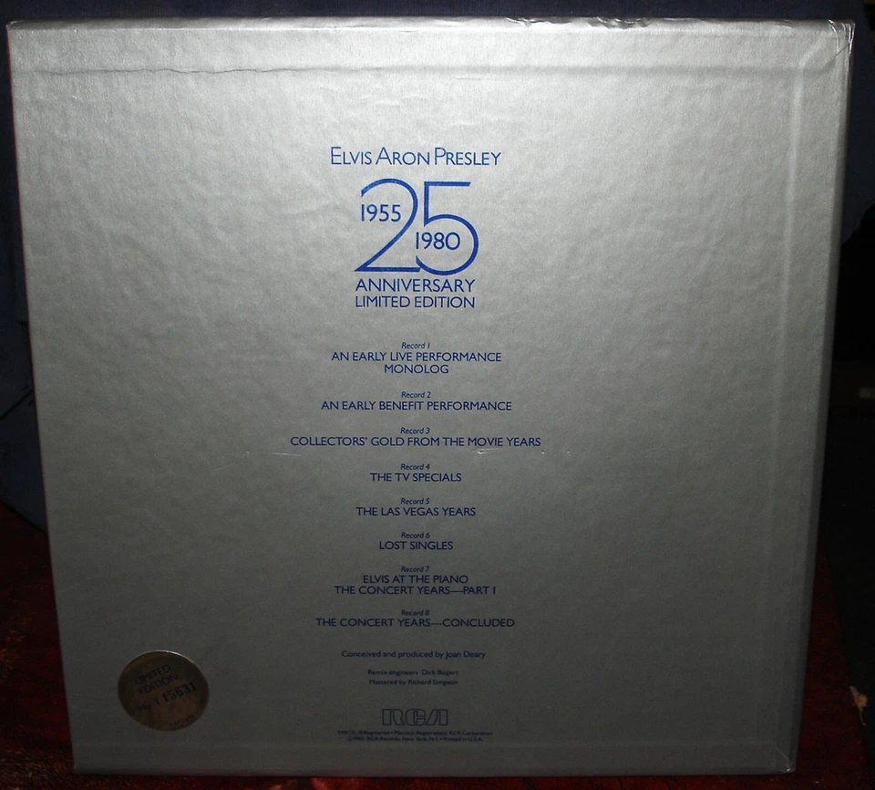 ELVIS PRESLEY "25th Anniversary 8LP BOX SET" #15631 with bonus stuff M- UNCUT! - Image 2 of 4