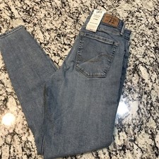 NWT Signature Levi  s Slim Skinny Mid Rise Light Wash Jeans 4 / 27