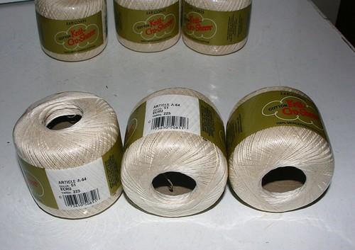 J&P Coats Cotton Knit-Cro-Sheen Crochet Thread 6pc lot New Color: 61 Ecru (#1) - Picture 4 of 4