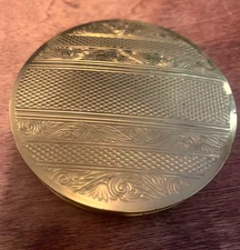 Vintage Compact Dorset Fifth Avenue Ornate Gold Tone Powder Mirror Makeup 5"