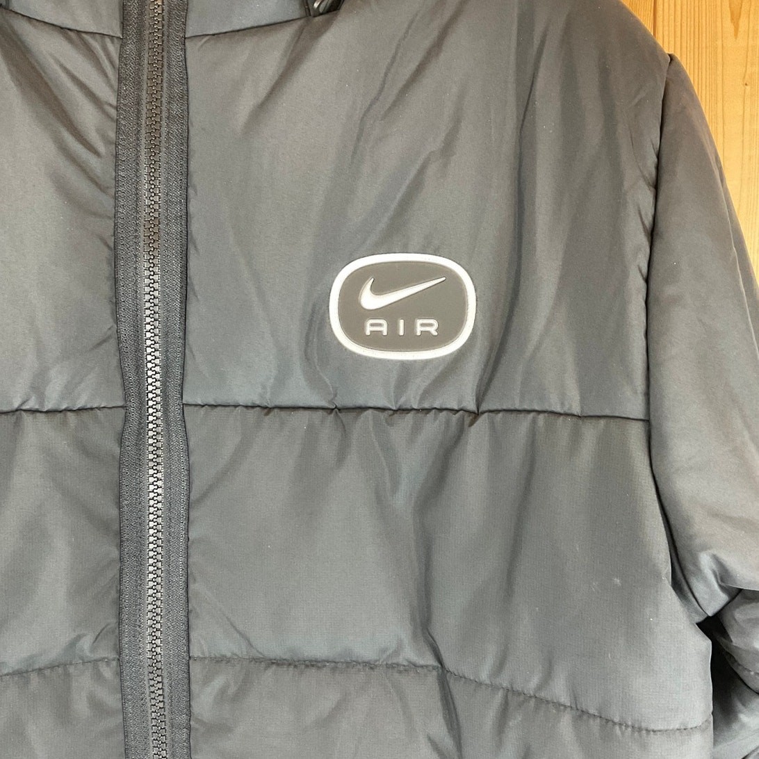 SACAI X NIKE Giubbotto Uomo Nike Air Therma Fit Full Zip Puffer con Cappuccio Nero Taglia M