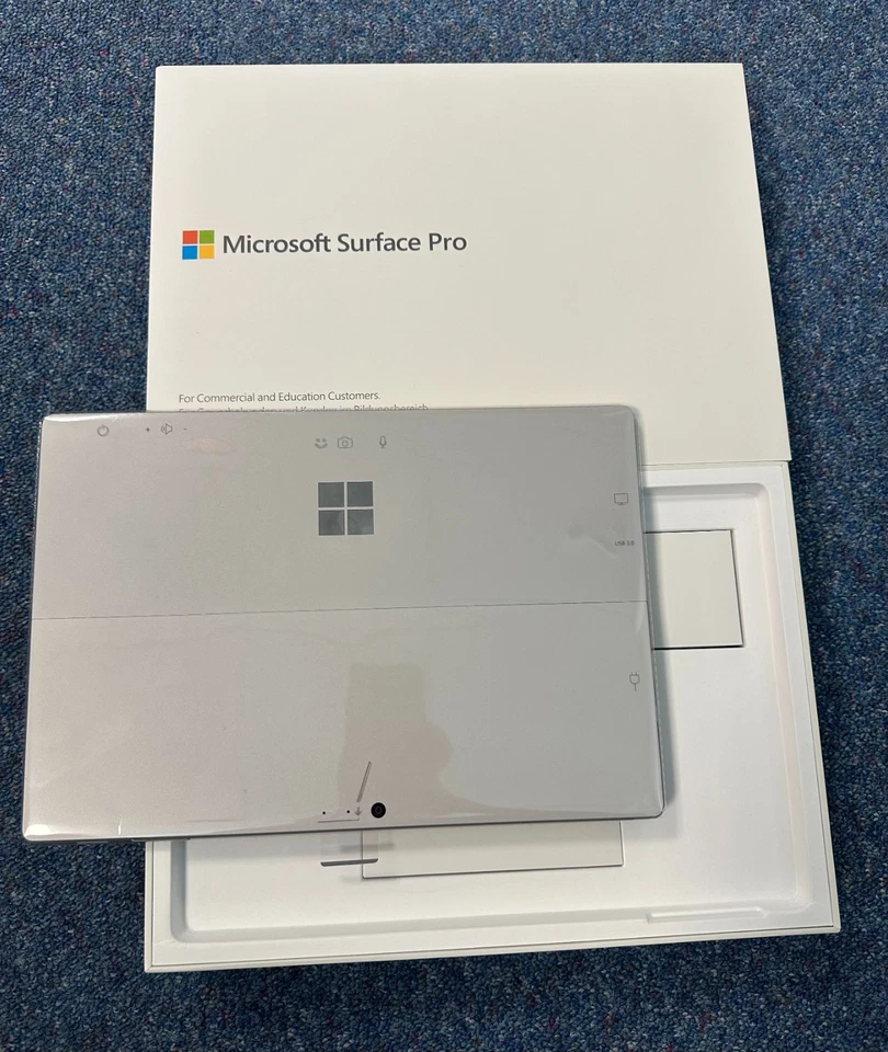 Microsoft Surface Pro i5 12.3" 256GB, Wi-Fi Tablet - Silver (FJY-00002) 1796 - Image 3 of 4