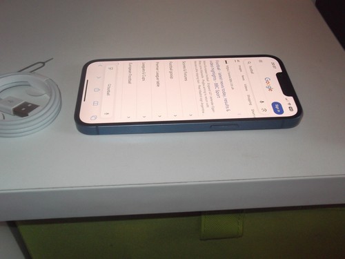 Apple iPhone 13 - 128GB - Blue (Unlocked) - Afbeelding 16 van 18